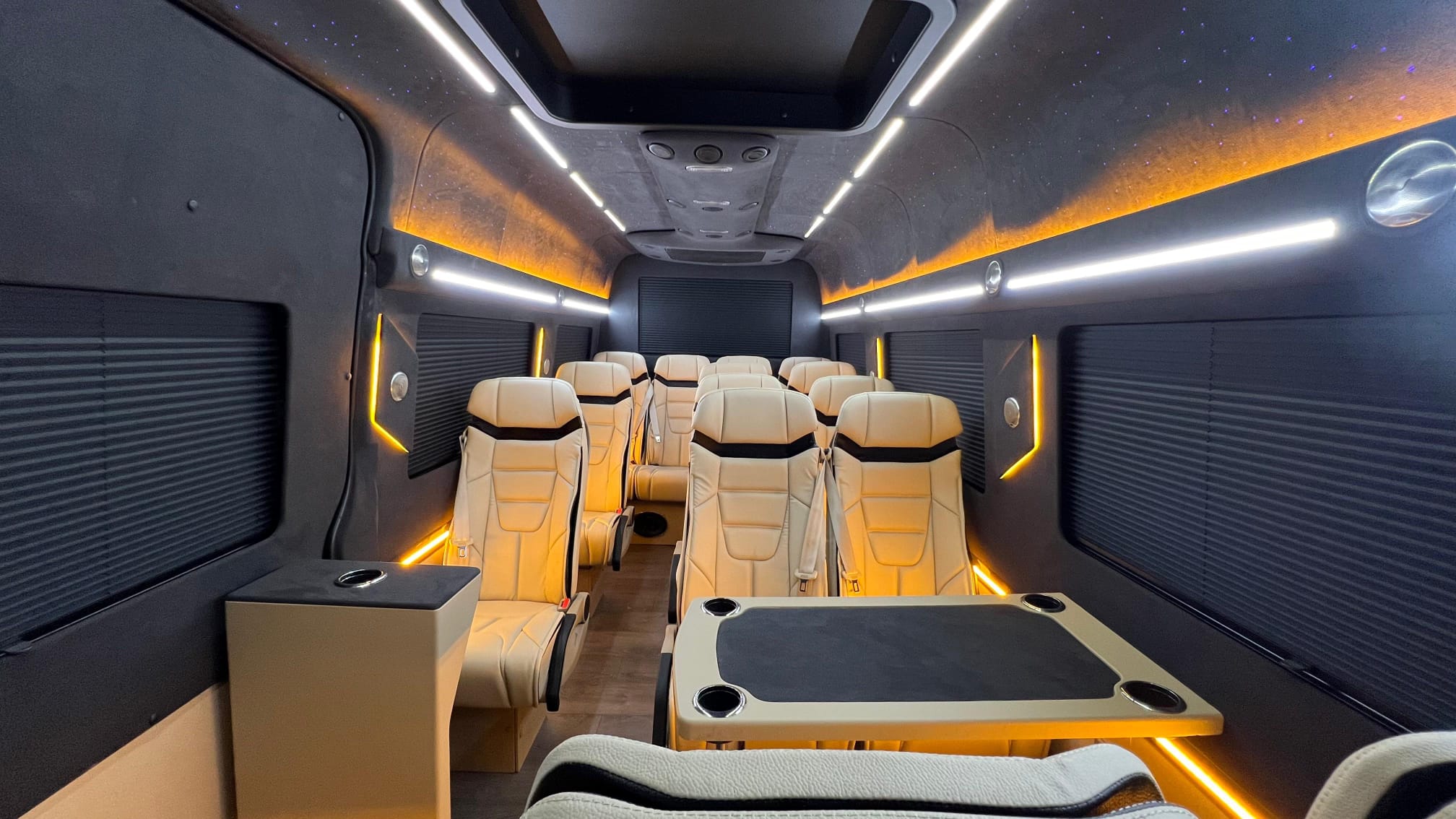 Private Luxury Black VIP Sprinter/Crafter